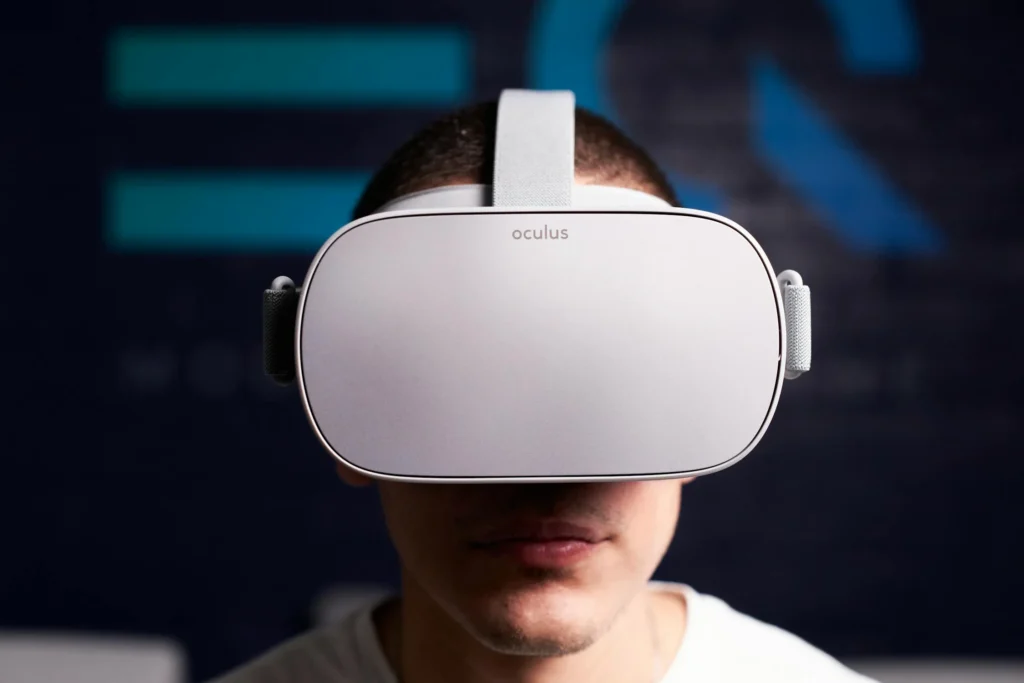 Wearable device showcasing generative AI technology trends